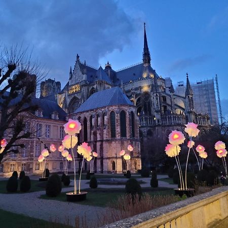 ランスLe Champagnolesアパートメント エクステリア 写真